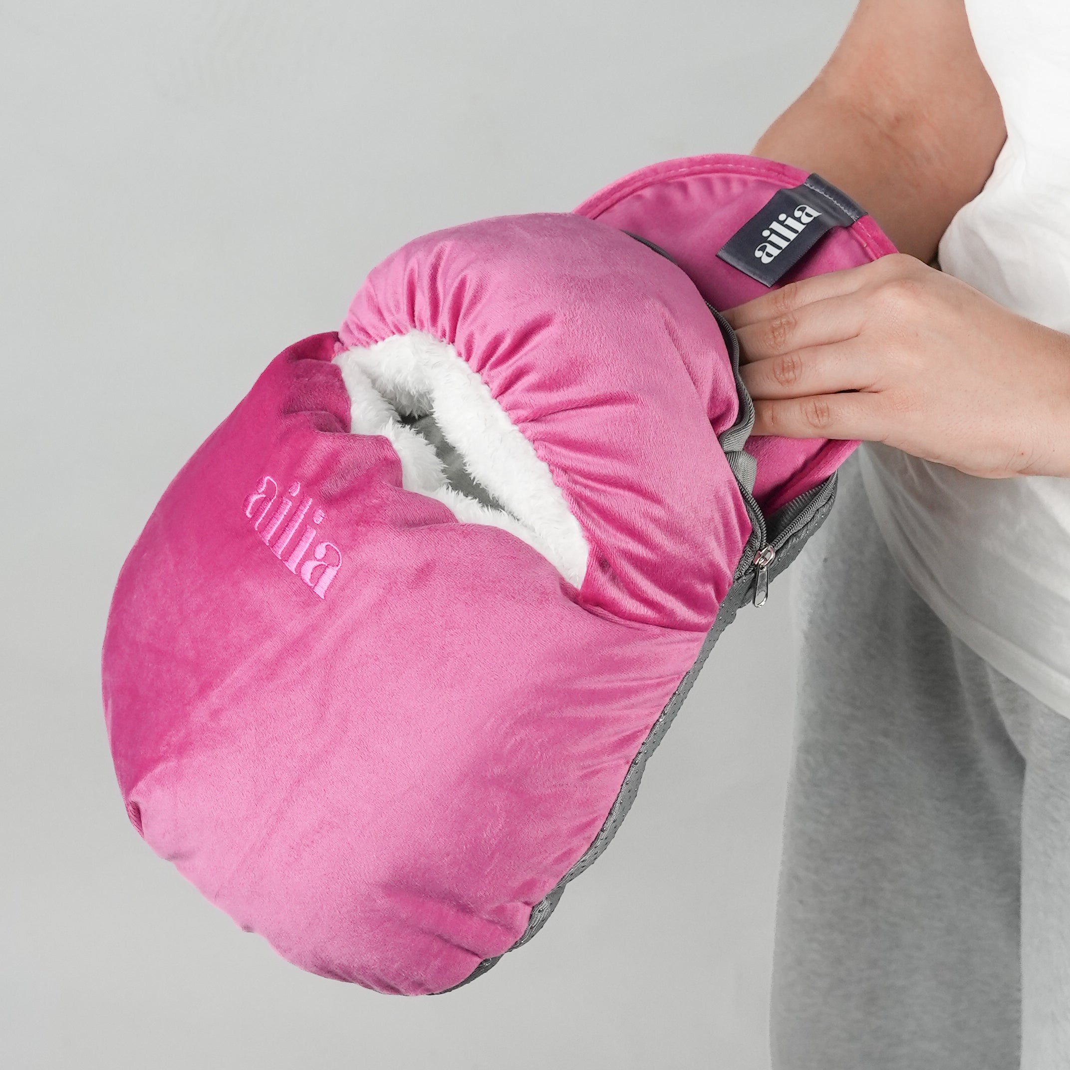 Ailia Bottle Foot Warmer (Pink)